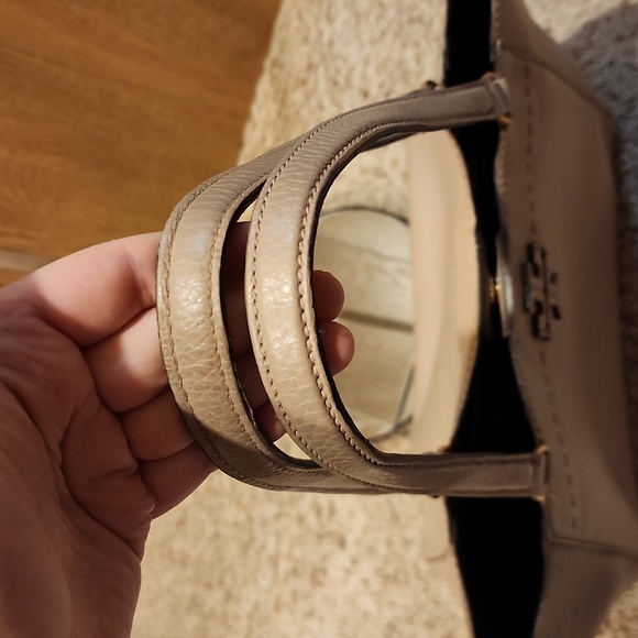 EUC Tory Burch McGraw Large Leather Carryall Tote - Picture 13 of 17